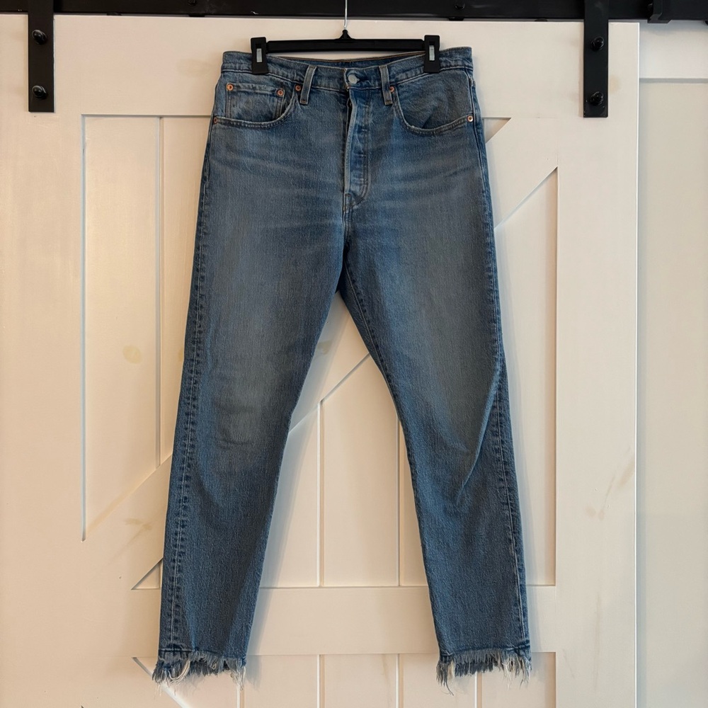 Levi’s Premium Skinny Jeans Raw Edge